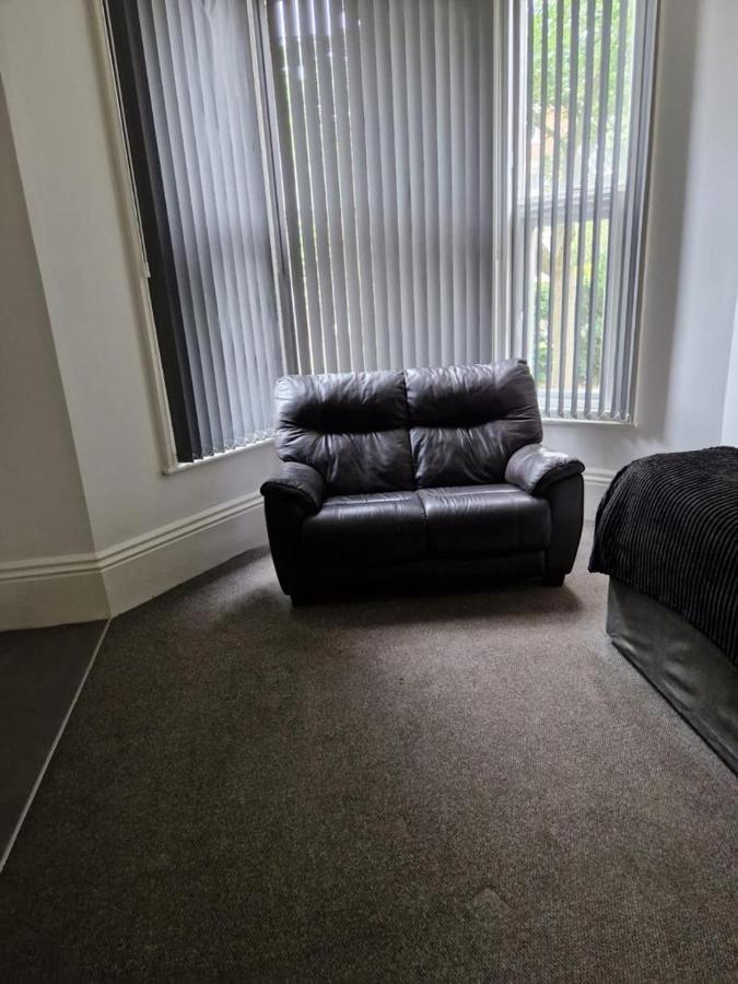 Spacious Victorian Studio Flat Doncaster Exterior foto